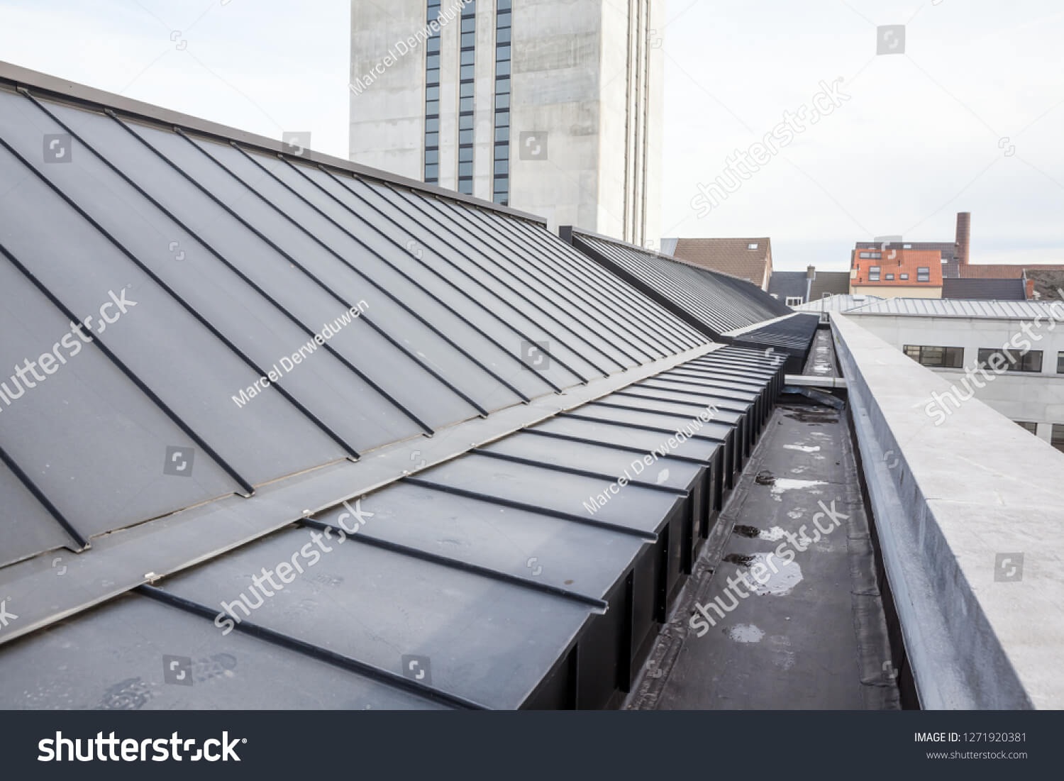 stock-photo-this-large-building-with-a-flat-roof-with-glass-dome-1271920381(1)